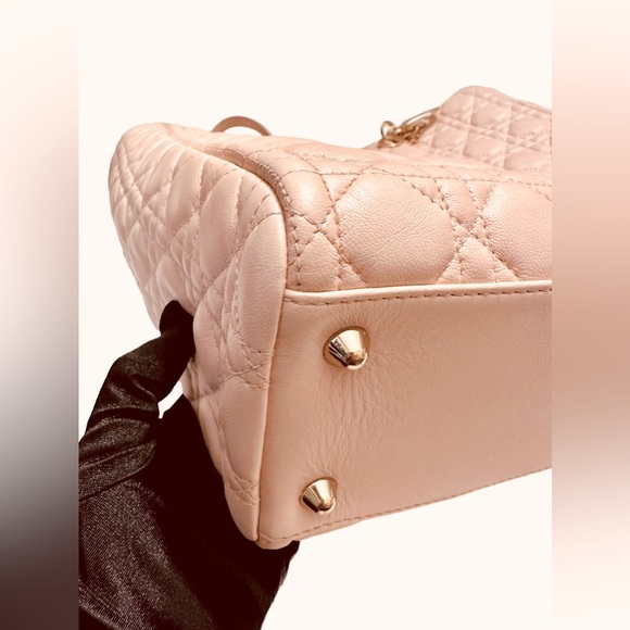 34 Christian Dior CD Lady Dior Tote Matte Peach Fuzz - Picture 11 of 16
